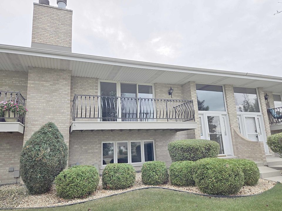 1st image of 10423 Wyoming Ct #276