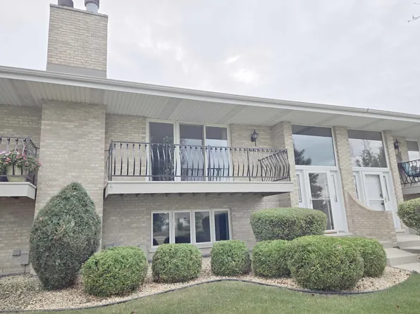 10423 Wyoming Ct #276, Orland Park, IL 60467