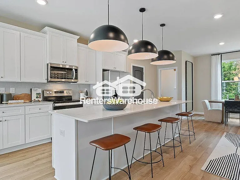 3203 Bateman Dr — Photo 15
