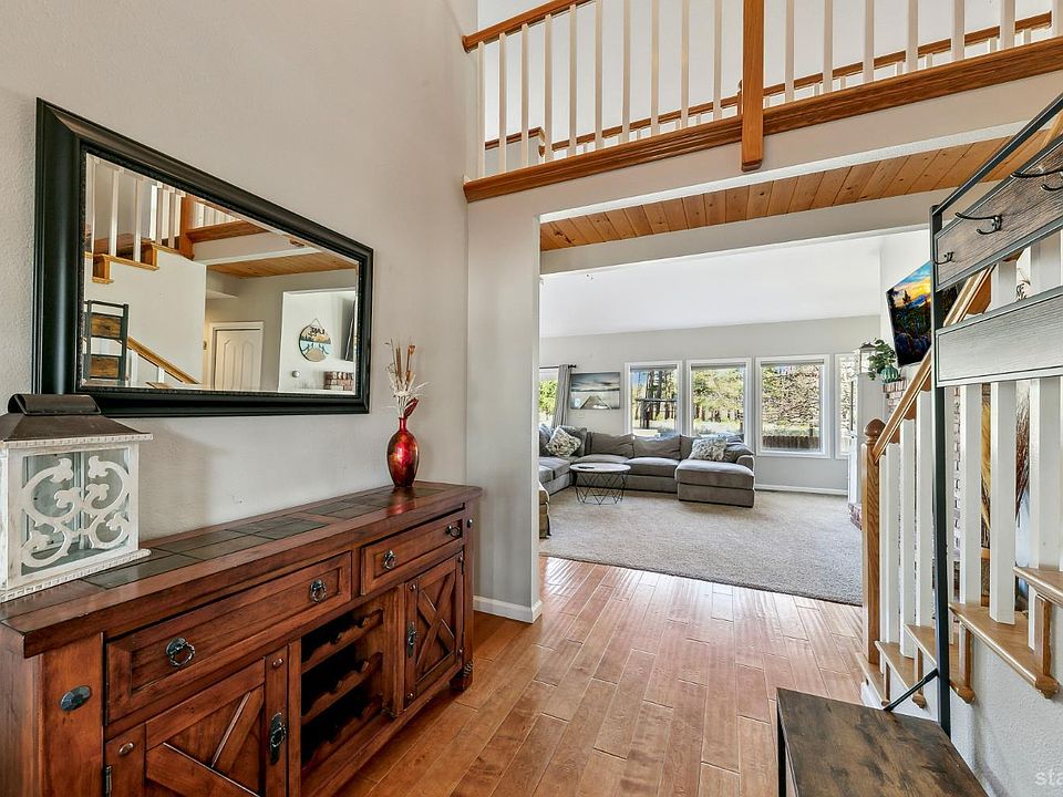 2nd image of 2993 Springwood Dr