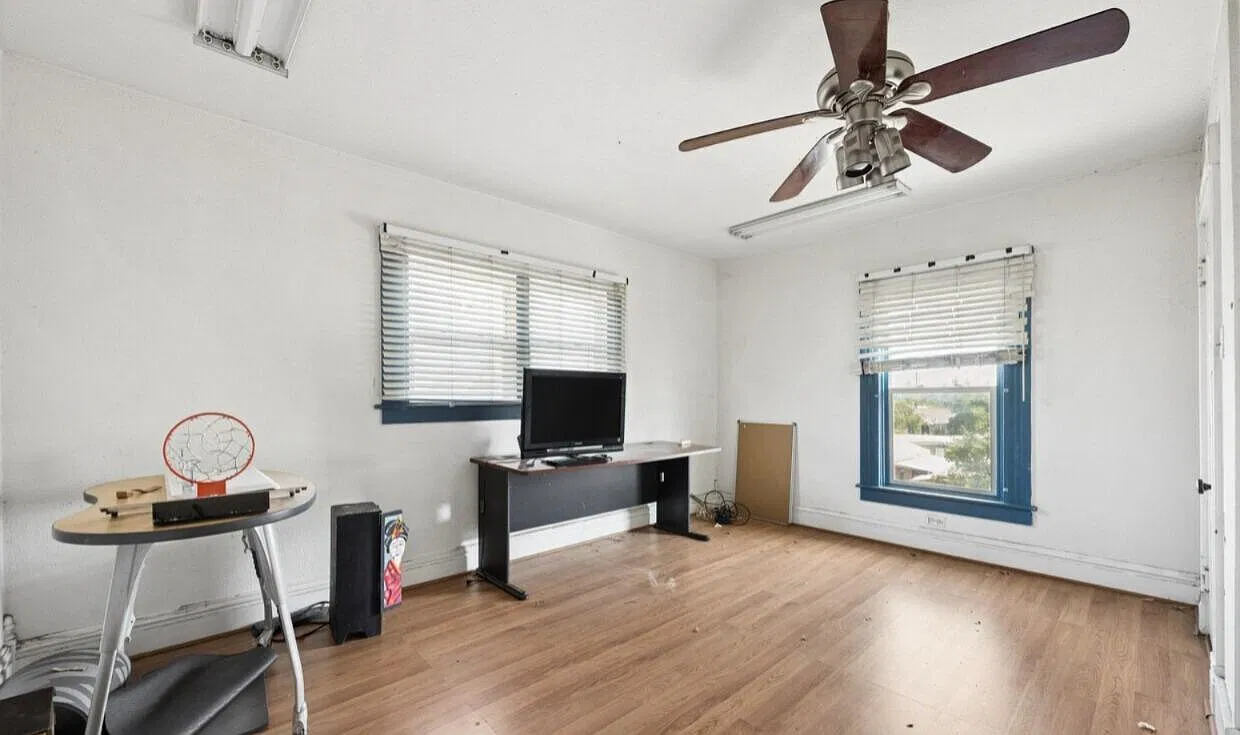 3 bed, 1030 sqft, $2,600 — Photo 1