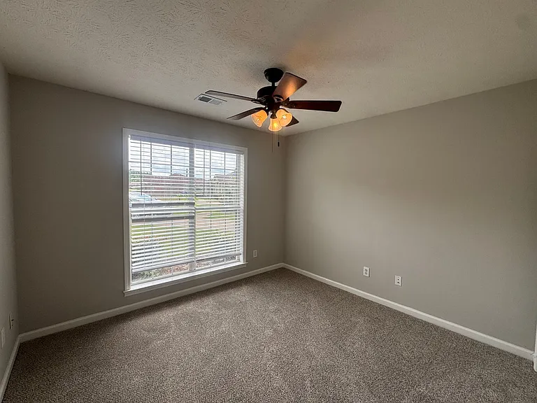 7002 Oak Side Ct — Photo 29