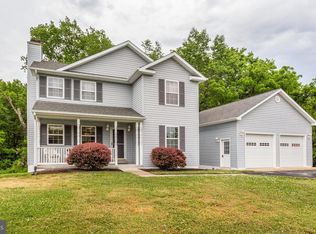 1911 Quiet Meadows Ct, Huntingtown, MD 20639