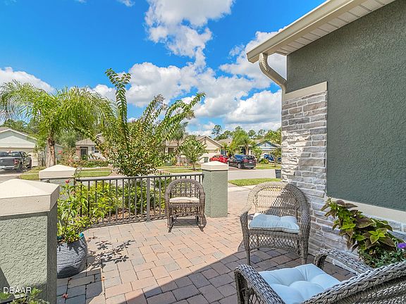 5th image of 231 Caryota Ct