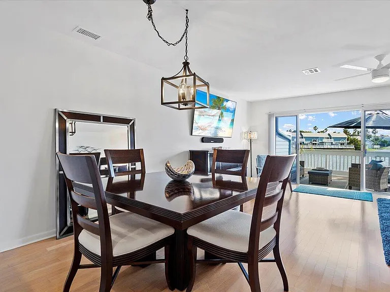1121 Ocean Dunes Cir — Photo 4