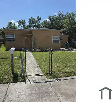 880 NW 74th St