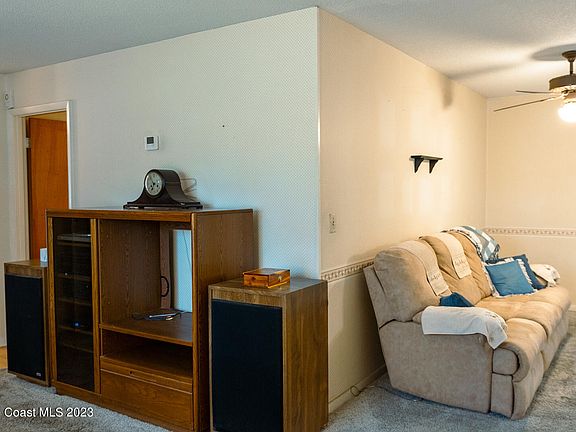 4th image of 3210 Barbara Ln
