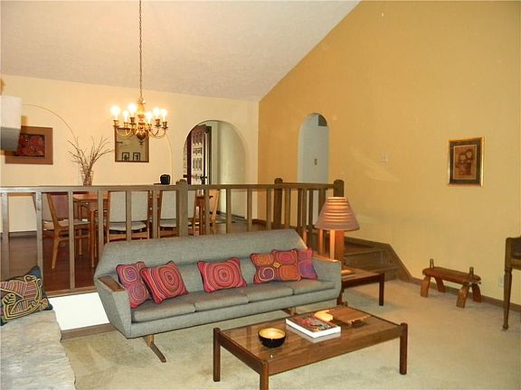 4th image of 8333 Dove Ct