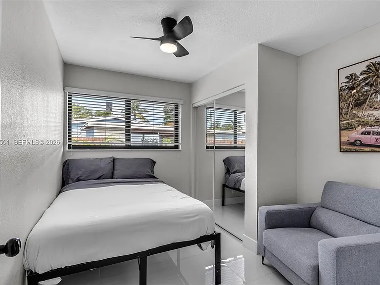 3609 SW 23rd St — Photo 20