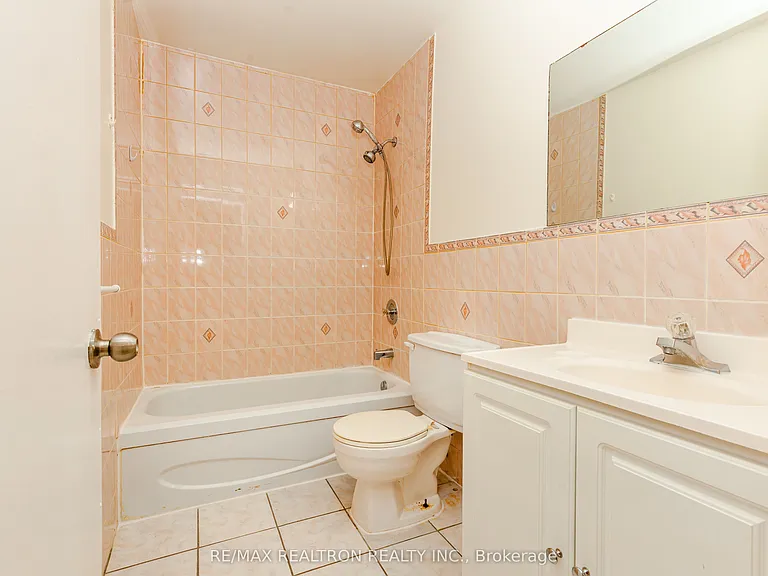 975 Albion Rd #975A — Photo 29