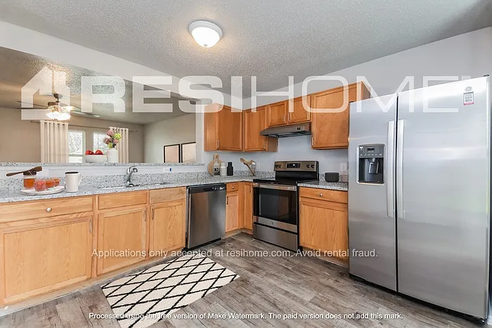 1703 Red Cloud Dr — Photo 4