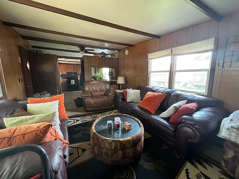 9 Apple Valley Ln — Photo 4