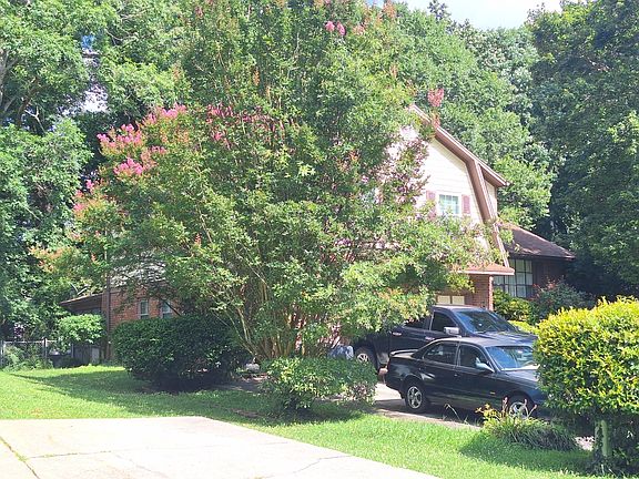 3rd image of 10654 Eagle Dr