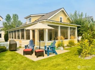 106 Flip Flop Ln, Oroville, WA 98844