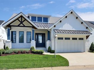 183 Bridgeport Way, Mayfield Heights, OH 44124