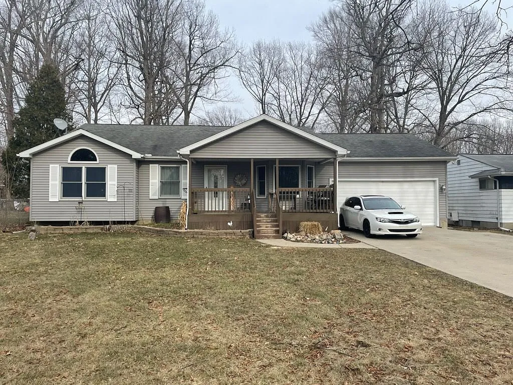 4223 Bristolwood Dr photo 1