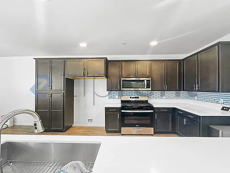 2814 Jasmine Ave — Photo 9