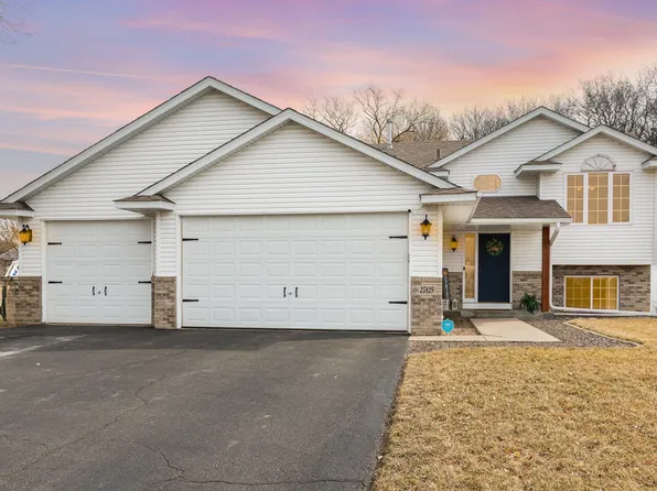 25829 Goldfinch Ave, Wyoming, MN 55092