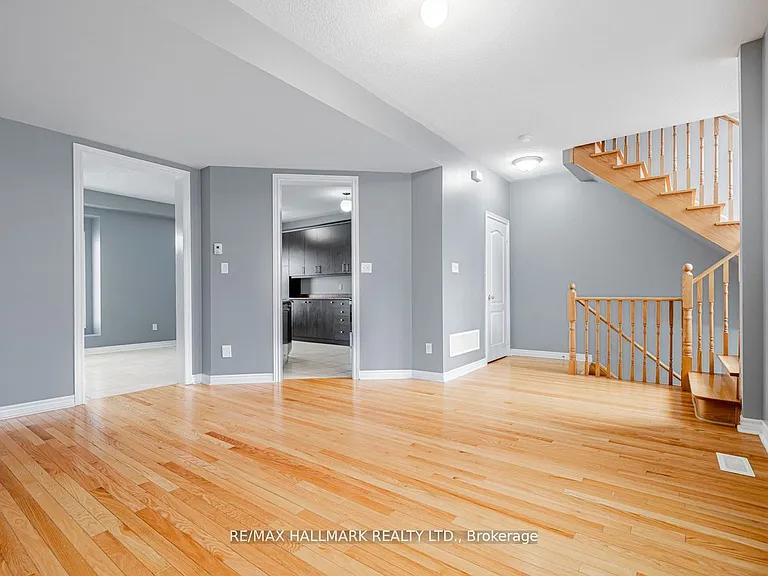 15 Old Colony Rd #10 — Photo 4