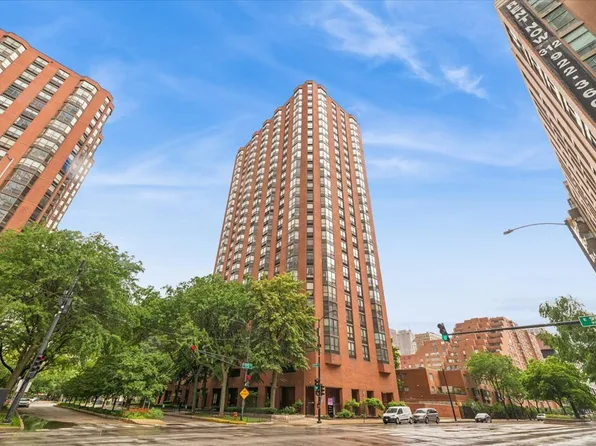 899 S Plymouth Ct APT 1609, Chicago, IL 60605