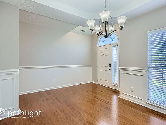 3rd image of 5847 Brookstone Dr NW