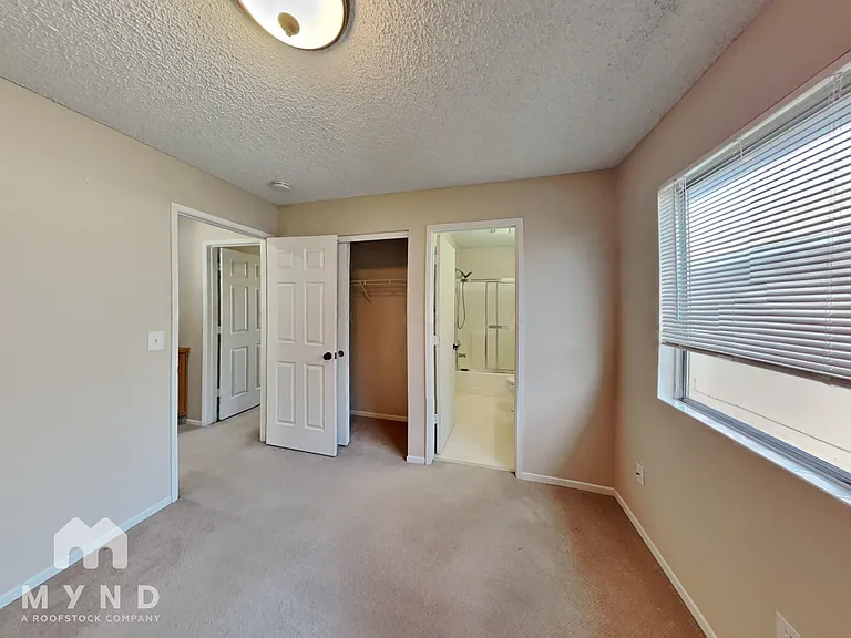 1576 Reno View Dr — Photo 12