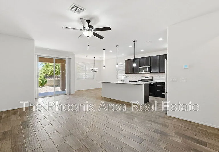 5263 W Leodra Ln — Photo 5