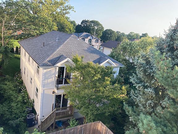 3rd image of 16 Arleigh Dr