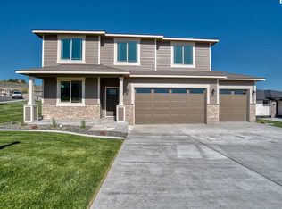 1029 Suquamish St, Kennewick, WA 99336