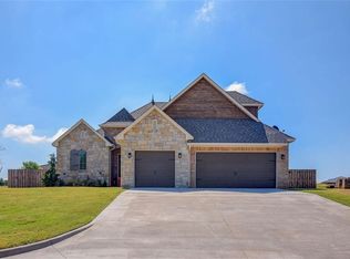 3303 Pondridge Rd, Chickasha, OK 73018