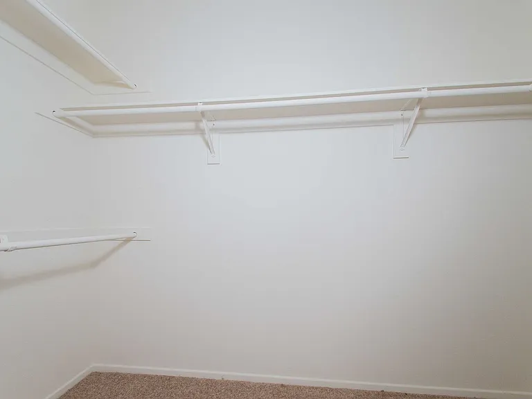 Avila Apartment Homes — Photo 106