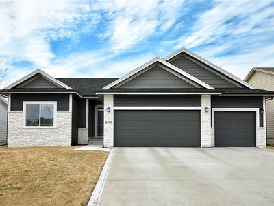 3472 NW 168th St, Clive, IA, 50325
