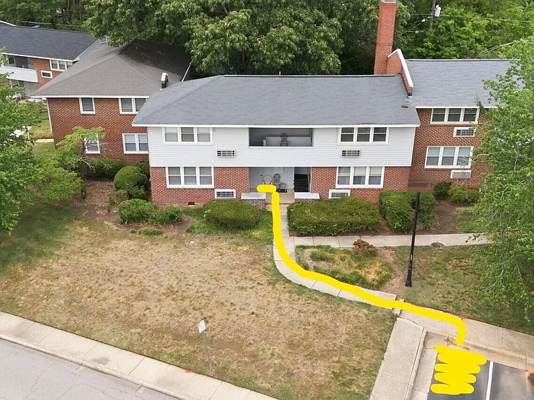 635 Daniels St #A — Photo 20