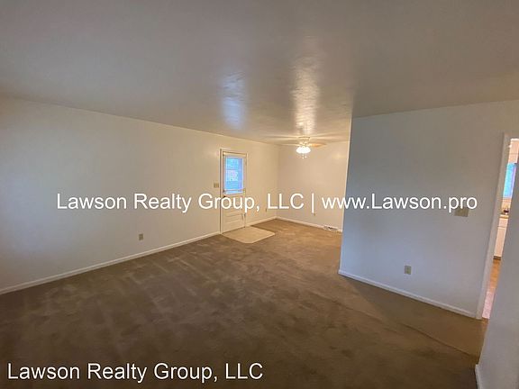 3rd image of 4617 Nelms Ln NE