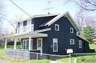 1st image of 1000 Utica Ave