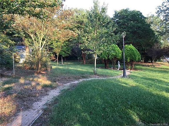 4th image of 294 Tennessee Cir