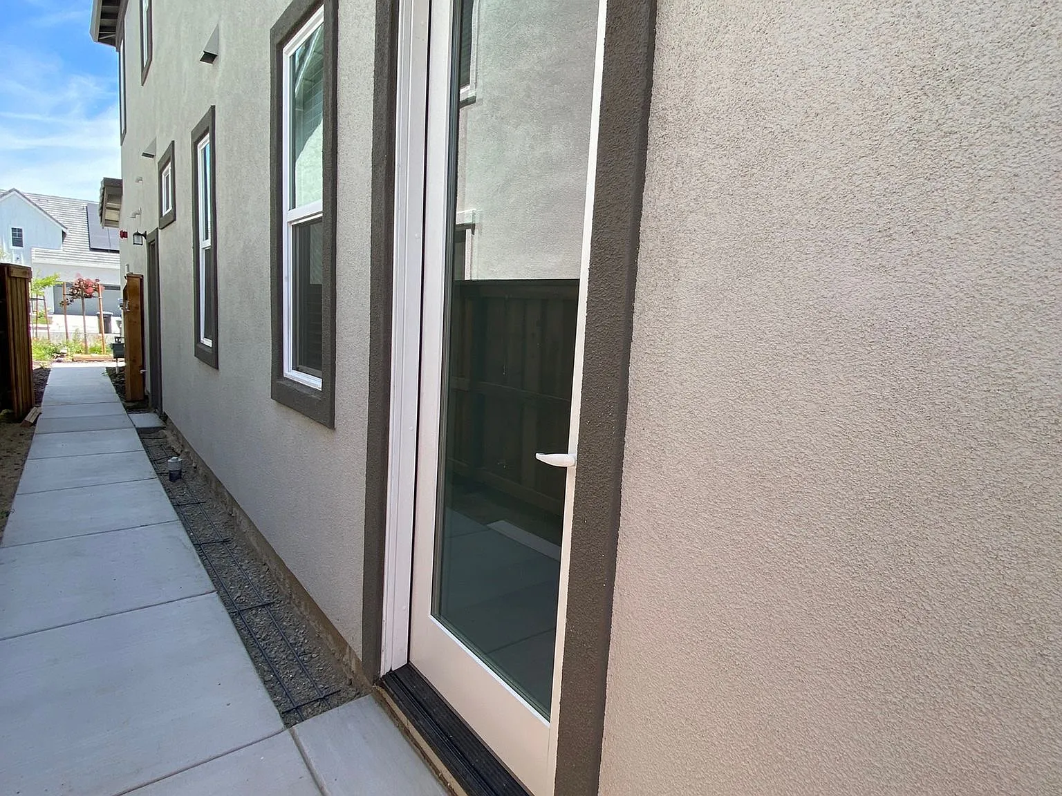 Garden Farms Ave, Lathrop — Photo 1
