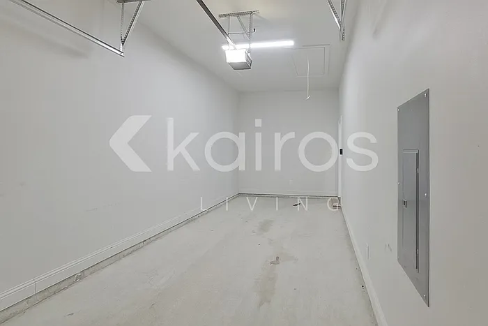 4816 W Dacha Ln — Photo 17