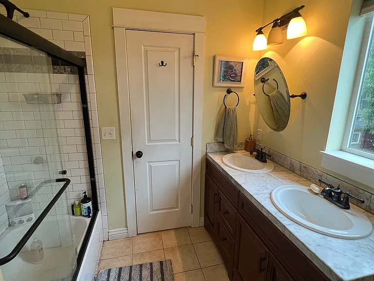 708 E Baseline Rd — Photo 10
