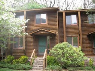 125 Riverside Villa Dr, Maggie Valley, NC 28751