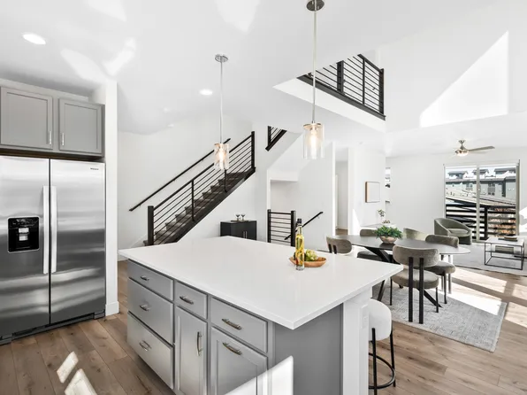 2522 N Moline St, Aurora, CO 80010