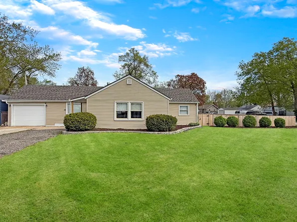 538 Anna Ave, Machesney Park, IL 61115