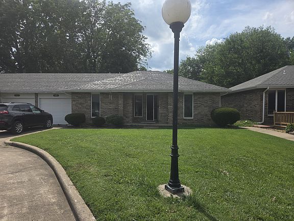 2nd image of 2051 S Kentwood Ave