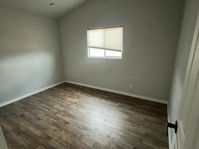 8609 Mercury St #B — Photo 20