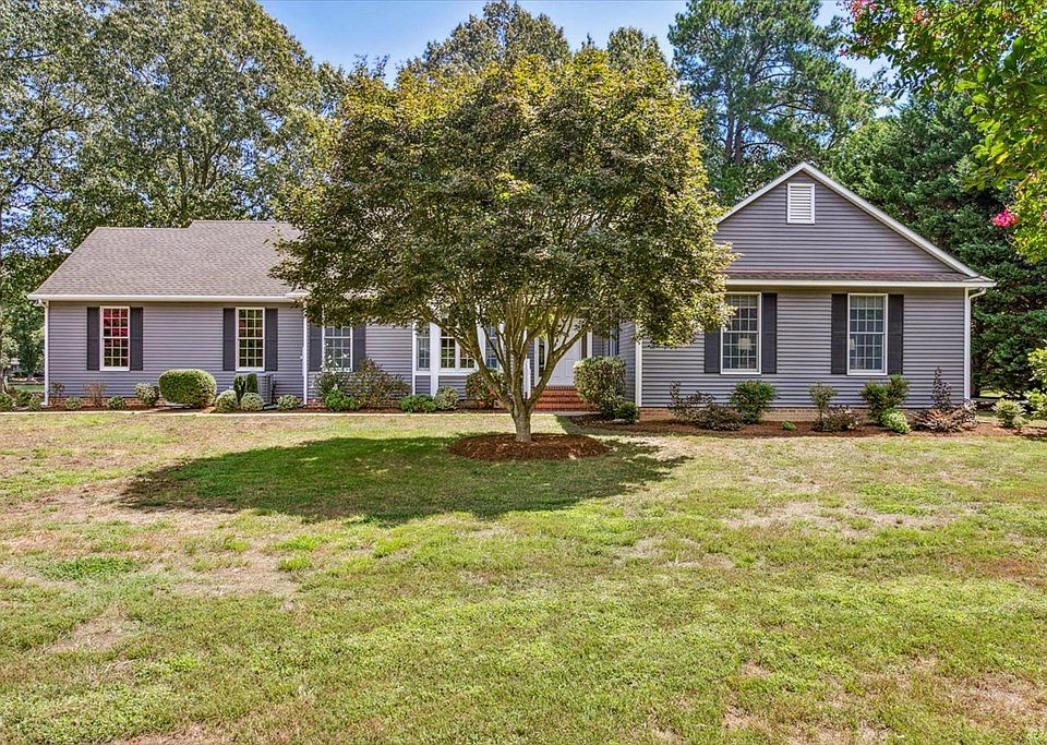 1663 Clifton Landing Ln, Kilmarnock, VA 22482 Zillow