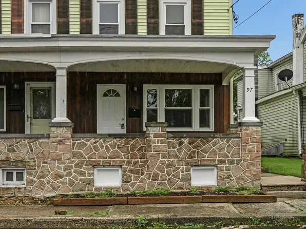 97 Railroad St, Cressona, PA 17929
