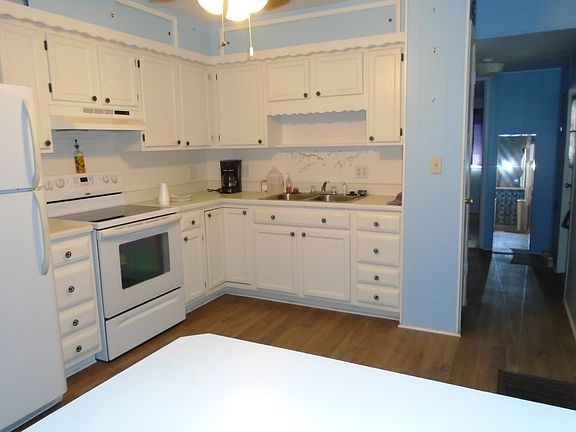 2nd image of 119 Bonny Shores Dr