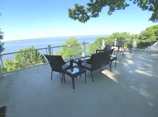 8 Hillside Rd, Atlantic Highlands, NJ 07716