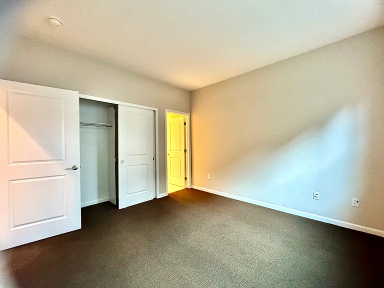 7877 Vallagio Ln — Photo 11