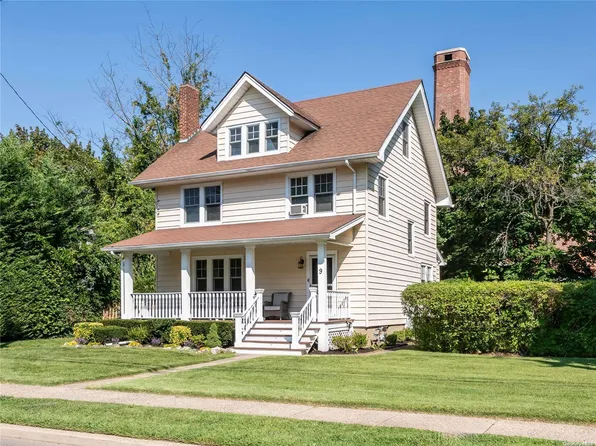 9 Bogart Avenue, Port Washington, NY 11050